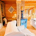 Salamandra Pearl * كوشتيليسكا