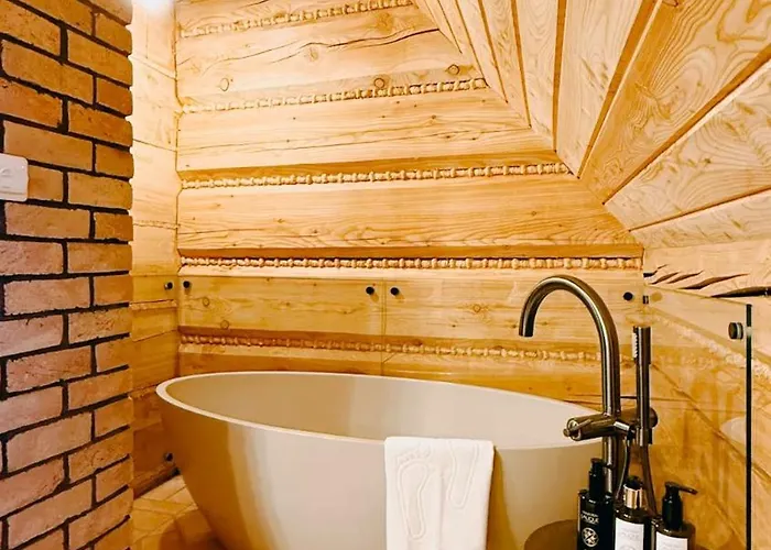 Salamandra Pearl Villa *